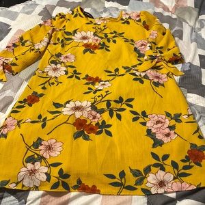 Yellow floral Amy Byer dress
